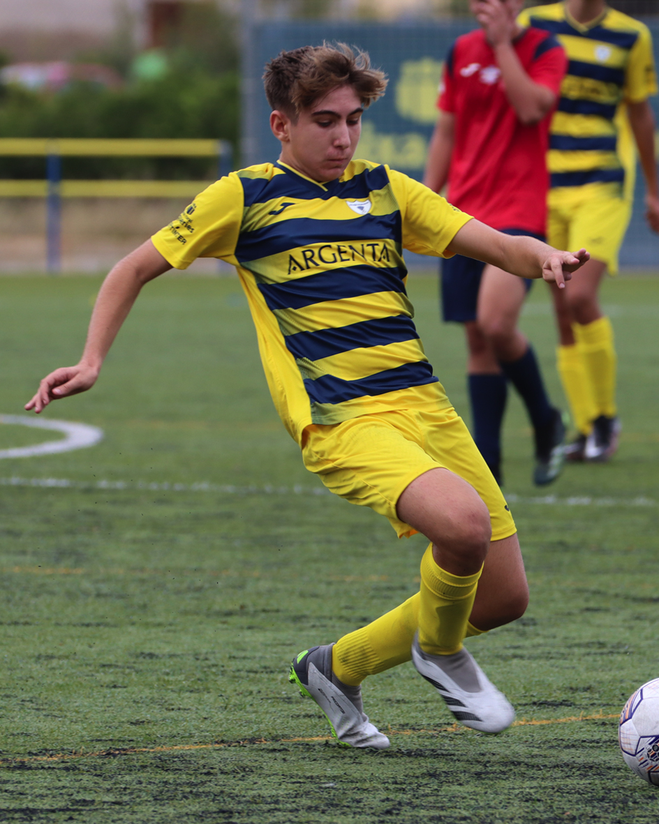 YERAY LEAL NAVARRO